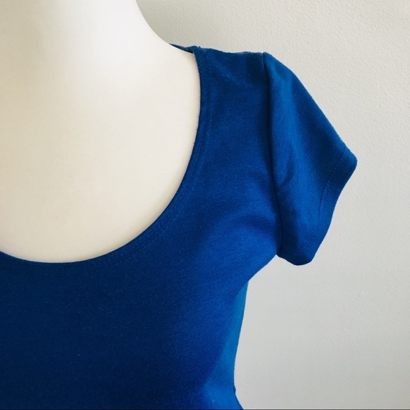 NYInvasion Peplum Medium Royal Blue Top Shirt - Picture 2 of 8